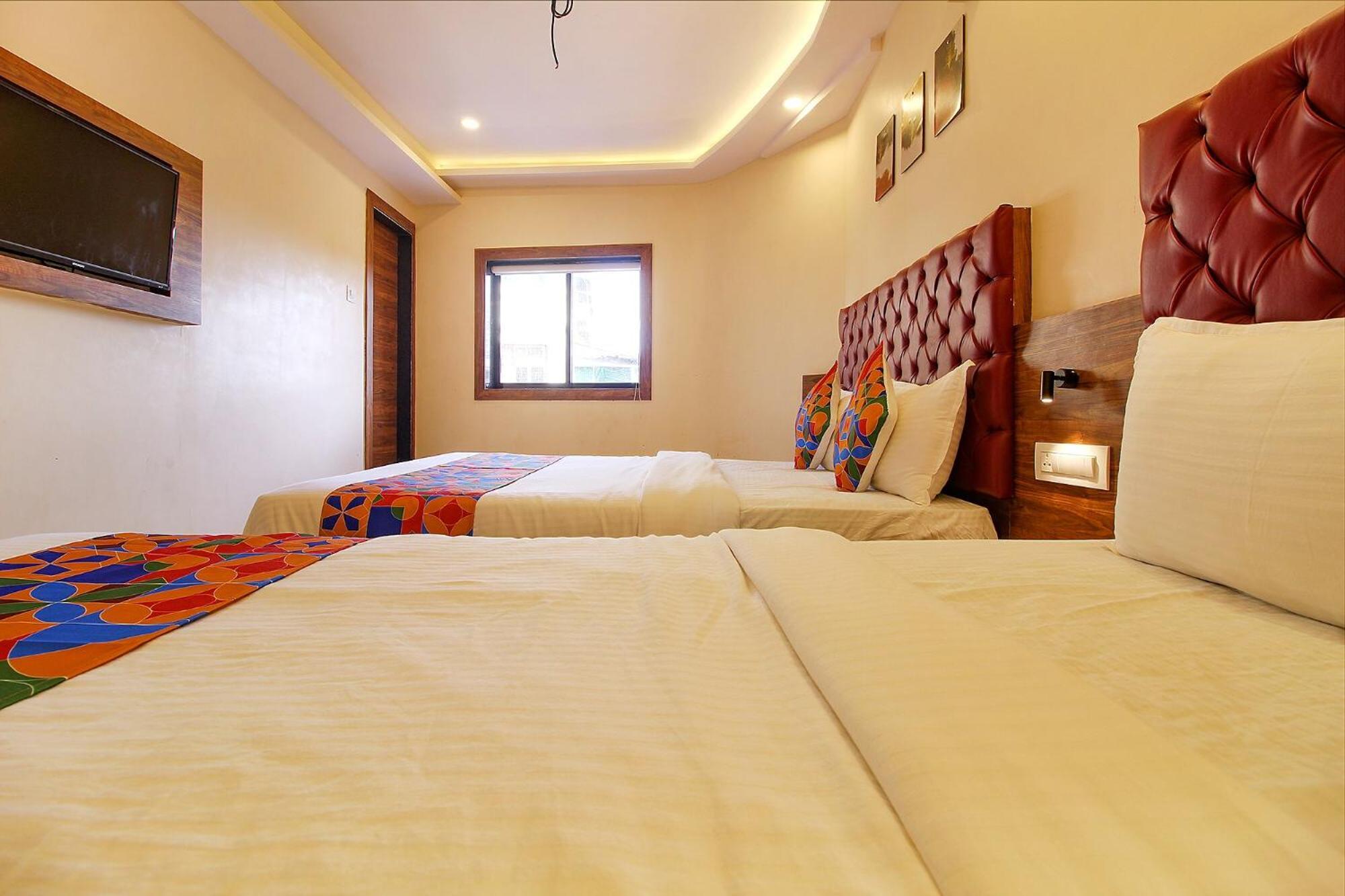 Fabhotel Peninsula - Nr Csmt Station Mumbai Exterior photo